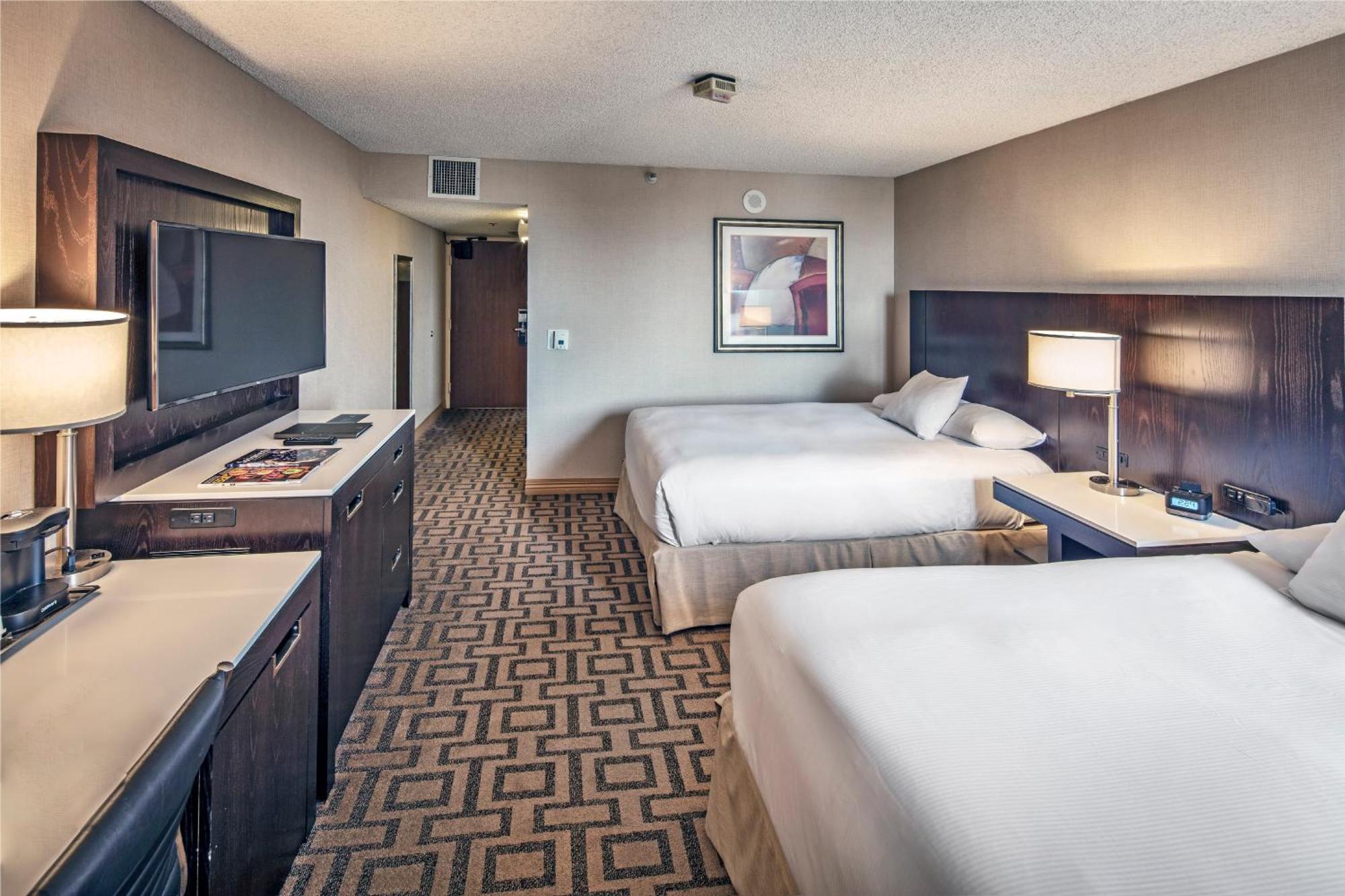 Hilton Sacramento Arden West Hotel Exterior photo